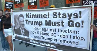 জিমি কিমেলের টক শো বাতিল: বিক্ষোভে নেমেছেন জিমি কিমেলের ভক্তরা